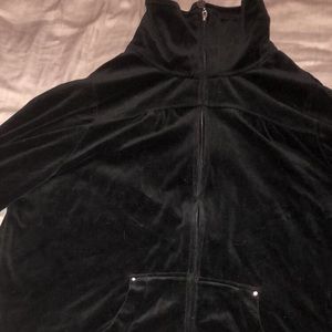 Velvet hoodie zip up. Size 14/16. Never been wore!
